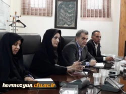 نشست شورای کارورزی دانشگاه فرهنگیان هرمزگان با حضور مدیر کل آموزش و پرورش استان 4