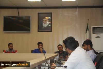 نشست صمیمی مدیر امور پردیس های استان هرمزگان با دبیران کانون ها ، تشکل های اسلامی و انجمن های علمی پردیس شهید بهشتی هرمزگان