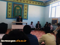 برگزاری نشست صمیمی مدیر امور پردیس های استان با دانشجو معلمان واحد های تابعه دانشگاه فرهنگیان هرمزگان 2