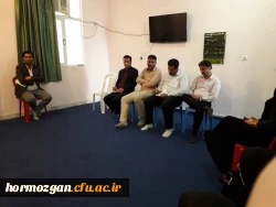 برگزاری نشست صمیمی مدیر امور پردیس های استان با دانشجو معلمان واحد های تابعه دانشگاه فرهنگیان هرمزگان 3