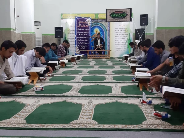 به مناسبت هفته قرآنی دانشگاه فرهنگیان هرمزگان برگزار گردید
محفل انس با قرآن کریم 4