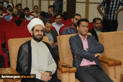 به مناسبت هفته وحدت و میلاد پیام آور وحی و با حضور علمای تشیع و تسنن در دانشگاه فرهنگیان هرمزگان برگزار گردید
همایش نقش نخبگان در تقویت وحدت اسلام در گام دوم انقلاب