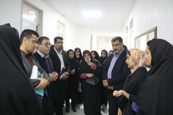 بازدید دکتر انصاری راد معاون دانشجویی دانشگاه فرهنگیان از پردیس ها و واحدهای تابعه دانشگاه فرهنگان هرمزگان 10