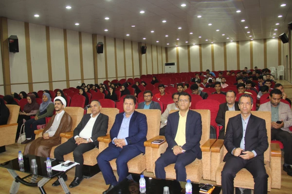 هشتمیـن جشنـواره پژوهـش و فنـاوری دانشگـاه فرهنگیـان هرمزگـان برگـزار شـد 3