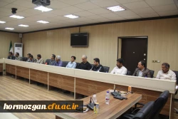 نشسـت ماهـانه شــورای اداری و کارکنـان دانشگـاه فرهنگیـان هرمزگـان
 3