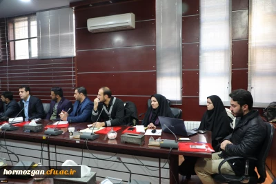 رئیس دانشگاه فرهنگیان در دوره آموزشی مسئولان روابط عمومی استانی تاکید کرد:

روابـط عمـومی آیینـه تمـام نمـای یک سازمـان اسـت