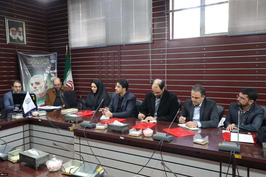 روابـط عمـومی آیینـه تمـام نمـای یک سازمـان اسـت 4