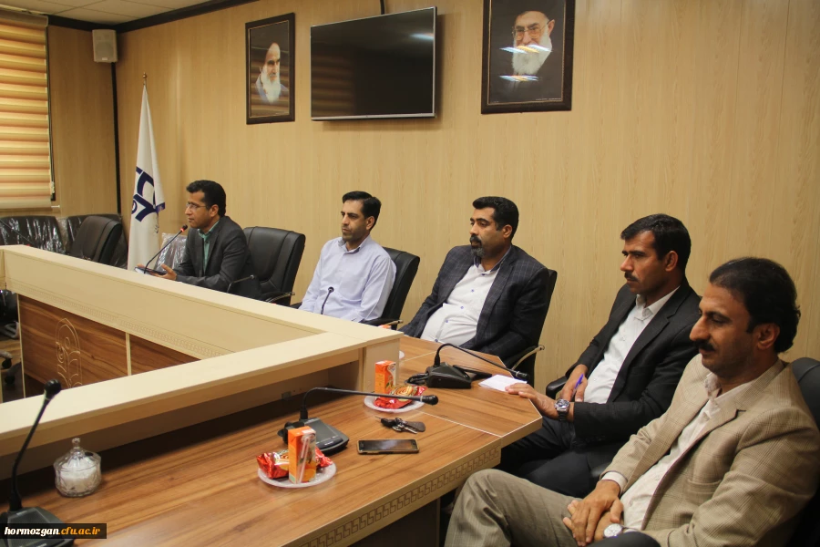 تجلیل از بانوان شاغل در دانشگاه فرهنگیان هرمزگان به مناسبت روز  زن و میلاد با سعادت حضرت زهرا (س) 3