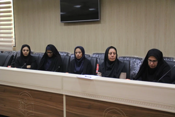 تجلیل از بانوان شاغل در دانشگاه فرهنگیان هرمزگان به مناسبت روز  زن و میلاد با سعادت حضرت زهرا (س) 5