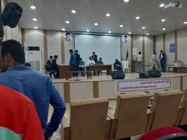 حضور پر شور دانشجومعلمان دانشگاه فرهنگیان هرمزگان در انتخابات مجلس شورای اسلامی و در شعبه سیار ویژه دانشگاه  6