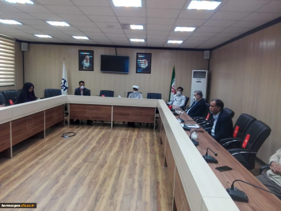 دومین نشست شورای آموزشی پردیس های استان هرمزگان1
