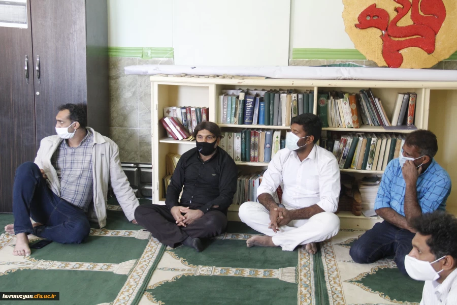  ولایت پذیری، اخلاص، شجاعت و ایثار از ویژگی های مکتب شهید سلیمانی است. 3