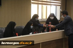 همزمان با ولادت با سعادت حضرت فاطمه الزهرا (س) ، روز  زن و روز مادر از بانوان شاغل در دانشگاه فرهنگیان هرمزگان تجلیل شد. 4