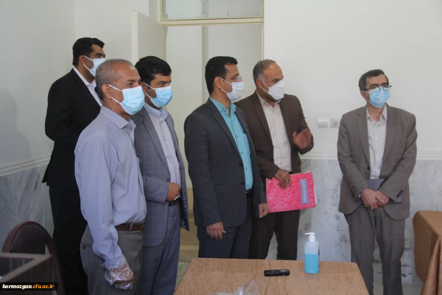 بازدید نماینده وزارت آموزش و پرورش از روند مصاحبه آزمون استخدامی سال 99 در دانشگاه فرهنگیان هرمزگان 2