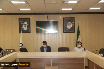 اولین نشست مشترک شورای آموزشی و کارشناسان هوشمندسازی دانشگاه فرهنگیان هرمزگان در سال 1400