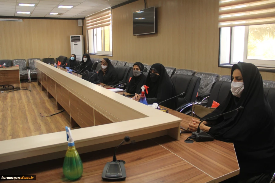   اولین نشست شورای دانشجویی دانشگاه فرهنگیان هرمزگان در سال 1400 6