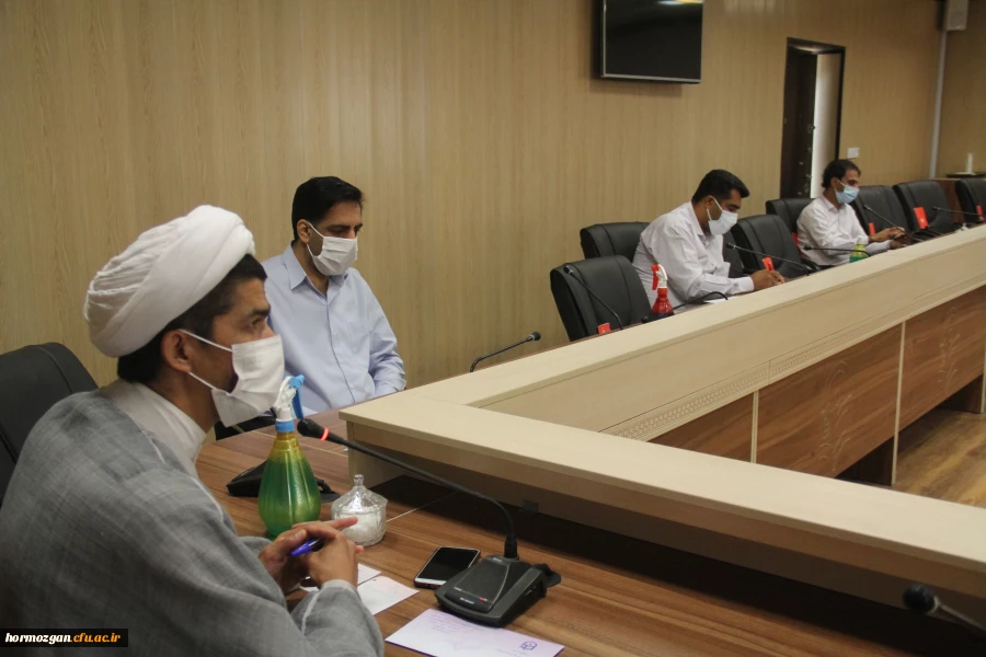 برگزاری نشست شورای مدیریت ، نظارت و منابع انسانی دانشگاه فرهنگیان هرمزگان 5