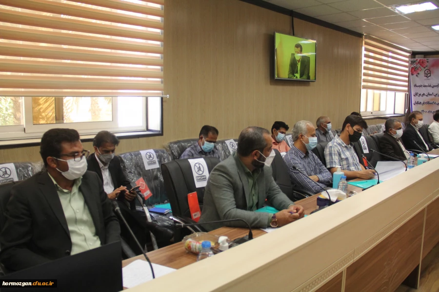 بنیاد خیرین استان هرمزگان حامی دانشگاه فرهنگیان راه انداری شد 9