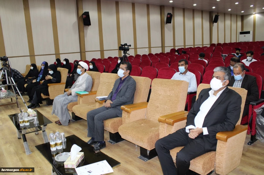 آیین دانش آموختگی دانشجو معلمان ورودی 96 دانشگاه فرهنگیان هرمزگان برگزار شد 2