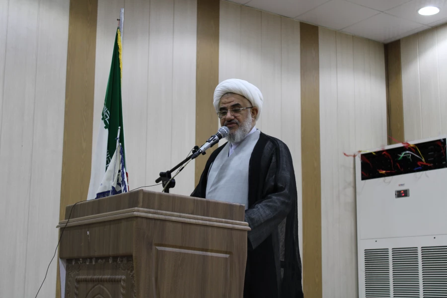 با حضور نماینده ولی فقیه در استان و مدیر کل آموزش و پرورش هرمزگان

آیین استقبال از نو دانشجویان دانشگاه فرهنگیان هرمزگان برگزار شد. 4