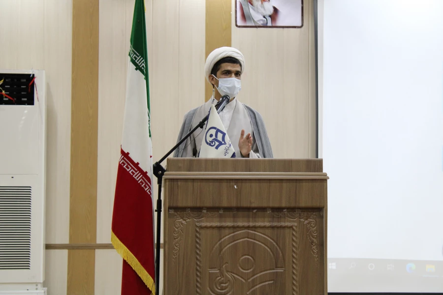 با حضور نماینده ولی فقیه در استان و مدیر کل آموزش و پرورش هرمزگان

آیین استقبال از نو دانشجویان دانشگاه فرهنگیان هرمزگان برگزار شد. 5