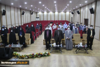 بازدید دکتر انصاری راد معاون دانشجویی دانشگاه فرهنگیان از پردیس های استان هرمزگان و حضور در نشست شورای اداری پردیس های استان