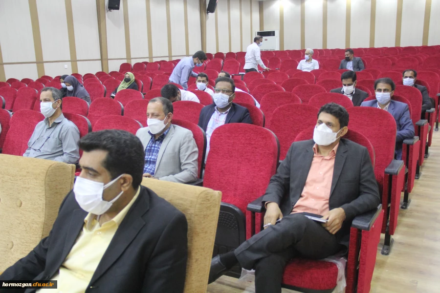 بازدید دکتر انصاری راد معاون دانشجویی دانشگاه فرهنگیان از پردیس های استان هرمزگان و حضور در نشست شورای اداری پردیس های استان 4