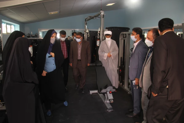 با حضور دکتر انصاری راد معاون دانشجویی دانشگاه فرهنگیان پروژه های عمرانی و تجهیزاتی دانشگاه فرهنگیان هرمزگان مورد بهره برداری قرار گرفت . 6