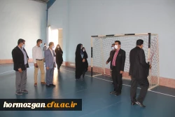 با حضور دکتر انصاری راد معاون دانشجویی دانشگاه فرهنگیان پروژه های عمرانی و تجهیزاتی دانشگاه فرهنگیان هرمزگان مورد بهره برداری قرار گرفت . 18