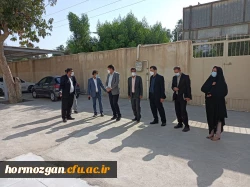 بازدید دکتر مصلحی مدیرکل طرح و برنامه دانشگاه فرهنگیان از پروژه های عمرانی دانشگاه فرهنگیان هرمزگان 10