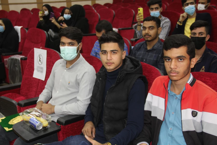   آیین گرامیداشت 16 آذر 1400 ، روز دانشجو به روایت تصویر 14