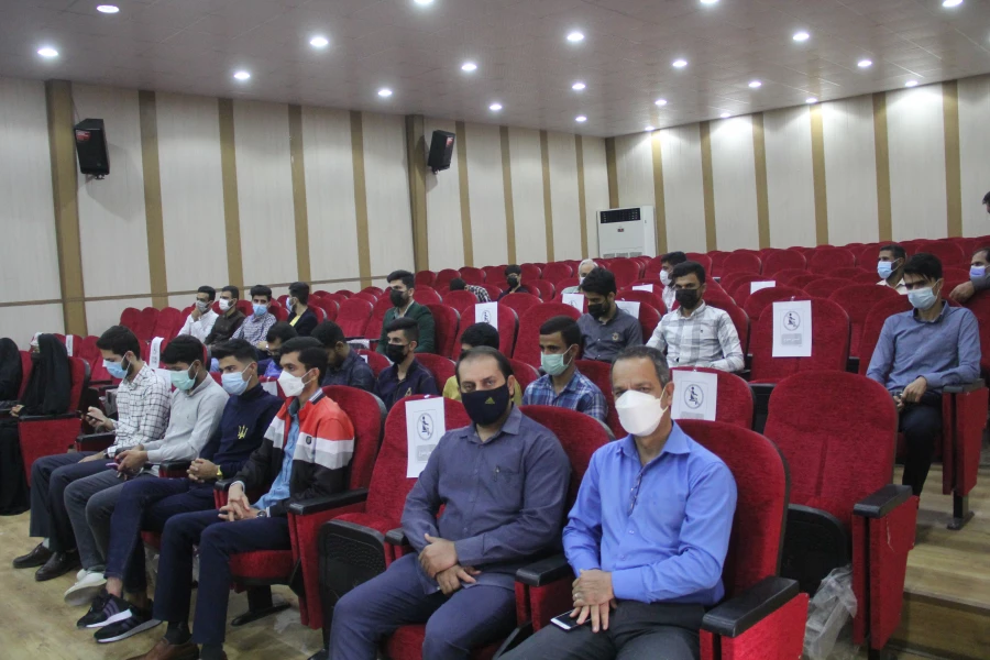   آیین گرامیداشت 16 آذر 1400 ، روز دانشجو به روایت تصویر 21