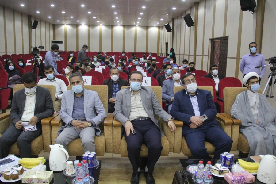   آیین گرامیداشت 16 آذر 1400 ، روز دانشجو به روایت تصویر 25