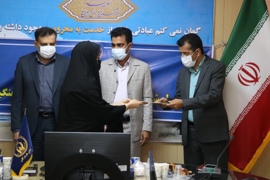 آیین تجلیل از نو دانشجو معلمان تحت کمیته امداد امام خمینی (ره) برگزار شد. 2