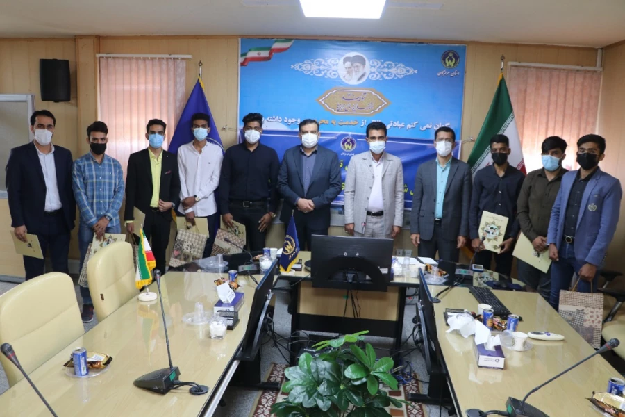 آیین تجلیل از نو دانشجو معلمان تحت کمیته امداد امام خمینی (ره) برگزار شد. 2