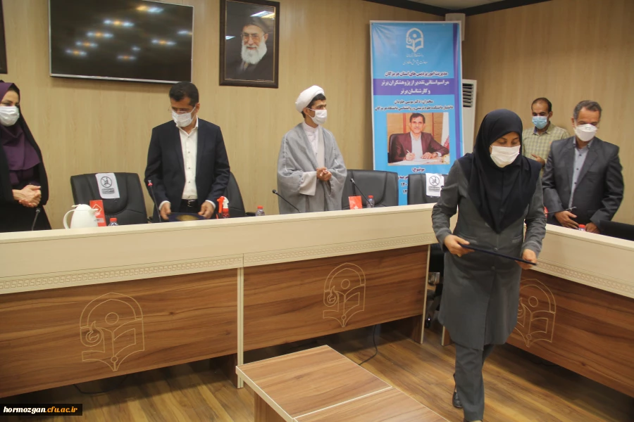 دهمین جشنواره استانی پژوهش و فناوری دانشگاه فرهنگیان هرمزگان برگزار شد. 7