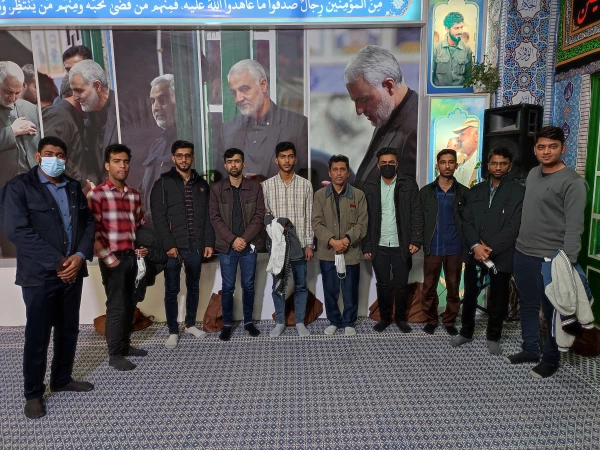 اعزام جمعی از دانشجو معلمان پردیس های دانشگاه فرهنگیان هرمزگان به اردوی راهیان مقاومت کرمان 6