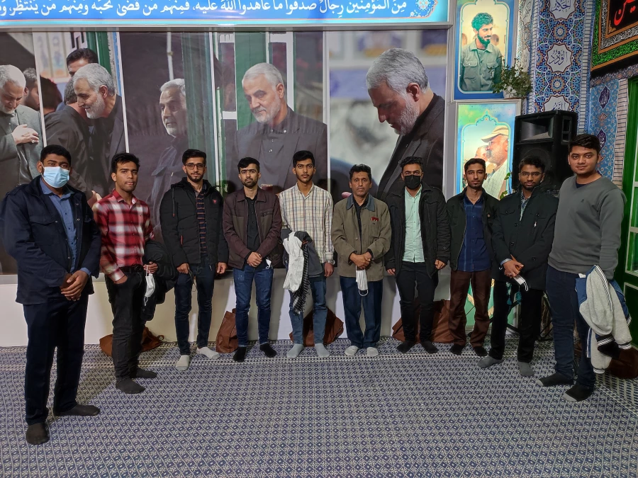 اعزام جمعی از دانشجو معلمان پردیس های دانشگاه فرهنگیان هرمزگان به اردوی راهیان مقاومت کرمان 6