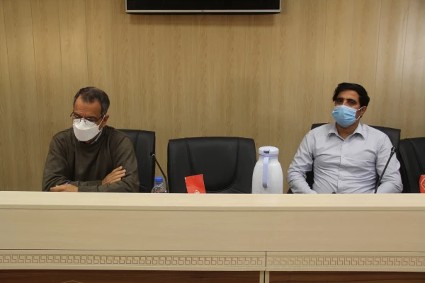 همزمان با ولادت با سعادت حضرت زهرا (س) آیین تجلیل از بانوان همکار دانشگاه فرهنگیان برگزار شد. 2