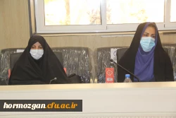 همزمان با ولادت با سعادت حضرت زهرا (س) آیین تجلیل از بانوان همکار دانشگاه فرهنگیان برگزار شد. 3