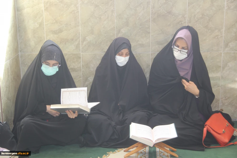 به مناسبت دهه فجر انقلاب اسلامی ، کرسی تلاوت قرآن کریم برگزار شد. 9