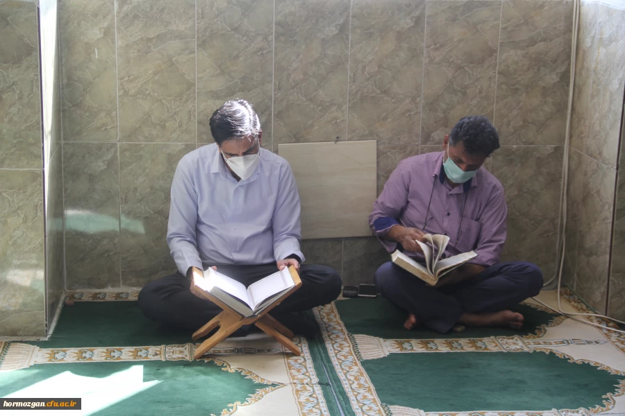 به مناسبت دهه فجر انقلاب اسلامی ، کرسی تلاوت قرآن کریم برگزار شد. 13