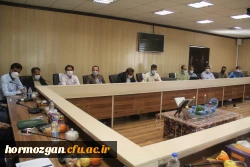 نشست تقدیر از زحمات و خدمات همکاران دانشگاه فرهنگیان هرمزگان در سال 1400 4