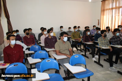 آغاز آموزش حضوری در پردیس های استان هرمزگان به روایت تصویر