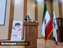 نشست صمیمی حضوری مدیریت امور پردیس های استان هرمزگان  با دانشجومعلمان 10