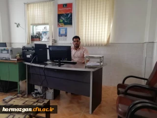 گفتاری ازآقای   امید آوخ ،دانش آموخته ممتاز رشته علوم تربیتی دانشگاه فرهنگیان هرمزگان (ورودی 91 ) و فعال حوزه فرهنگی،اجتماعی در دوره دانشجویی