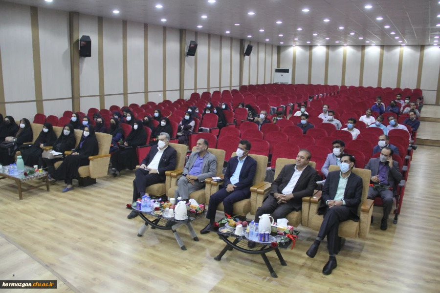 آیین گرامیداشت دهه سرآمدی آموزش در دانشگاه فرهنگیان هرمزگان 7