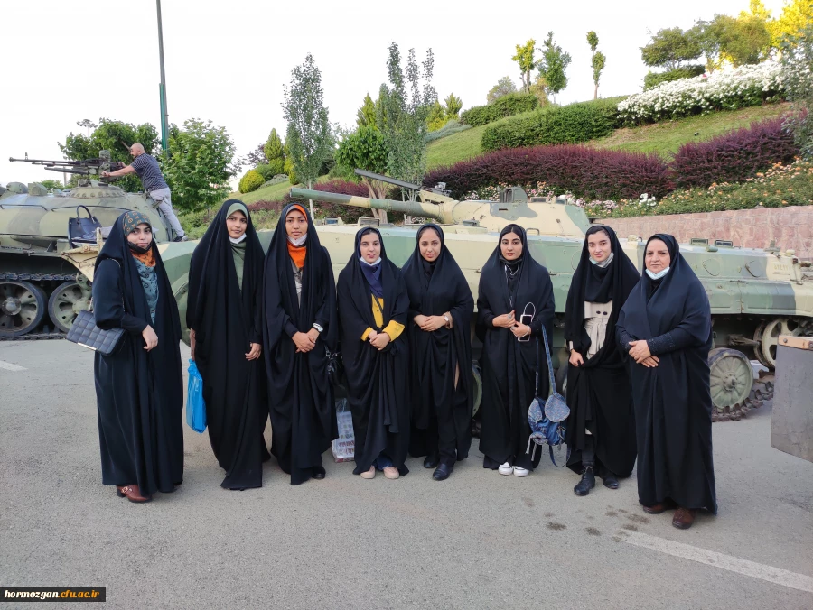 بازدید دانشجویان فعال در نشست های هفتگی کتابخوانی پردیس های استان هرمزگان از نمایشگاه بین المللی کتاب تهران 3