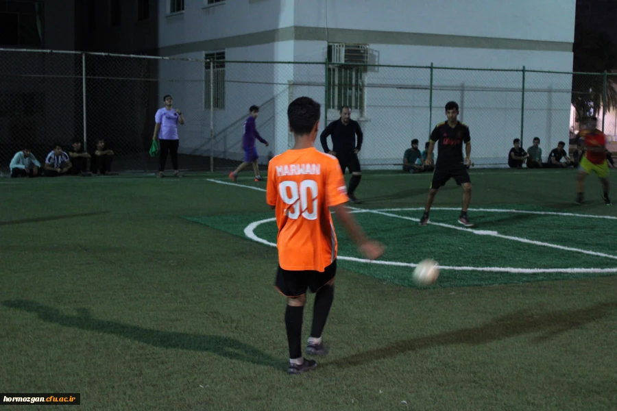 اختتامیه مسابقات فوتبال جام رمضان و هفته سراهای دانشجویی به  ( روایت تصویر ) 3