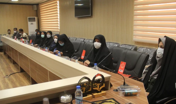 تجلیل از همکاران بازنشسته سال 1400 و 1401  دانشگاه فرهنگیان هرمزگان 9